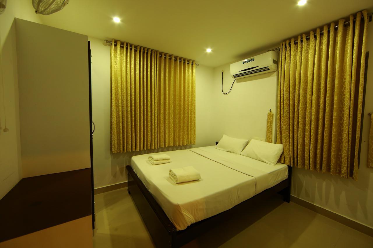Sara Hotels And Apartments Nedumbassery Exteriör bild