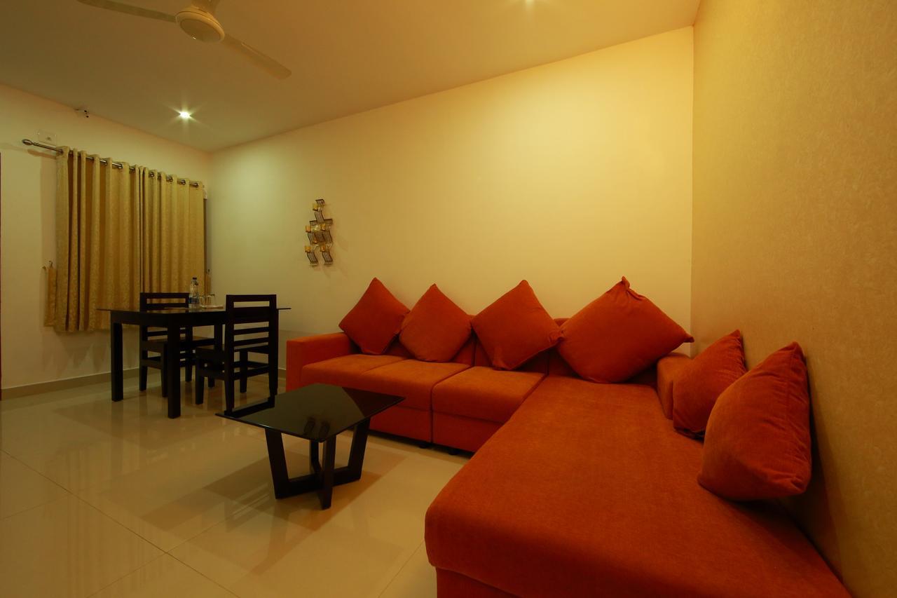 Sara Hotels And Apartments Nedumbassery Exteriör bild