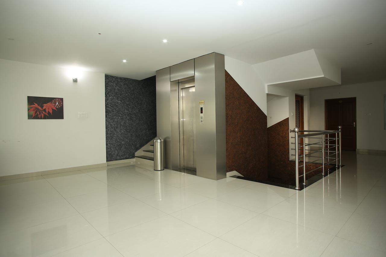 Sara Hotels And Apartments Nedumbassery Exteriör bild